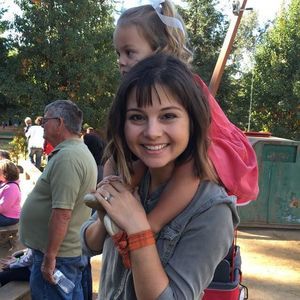 Meet your Posher, Desiree